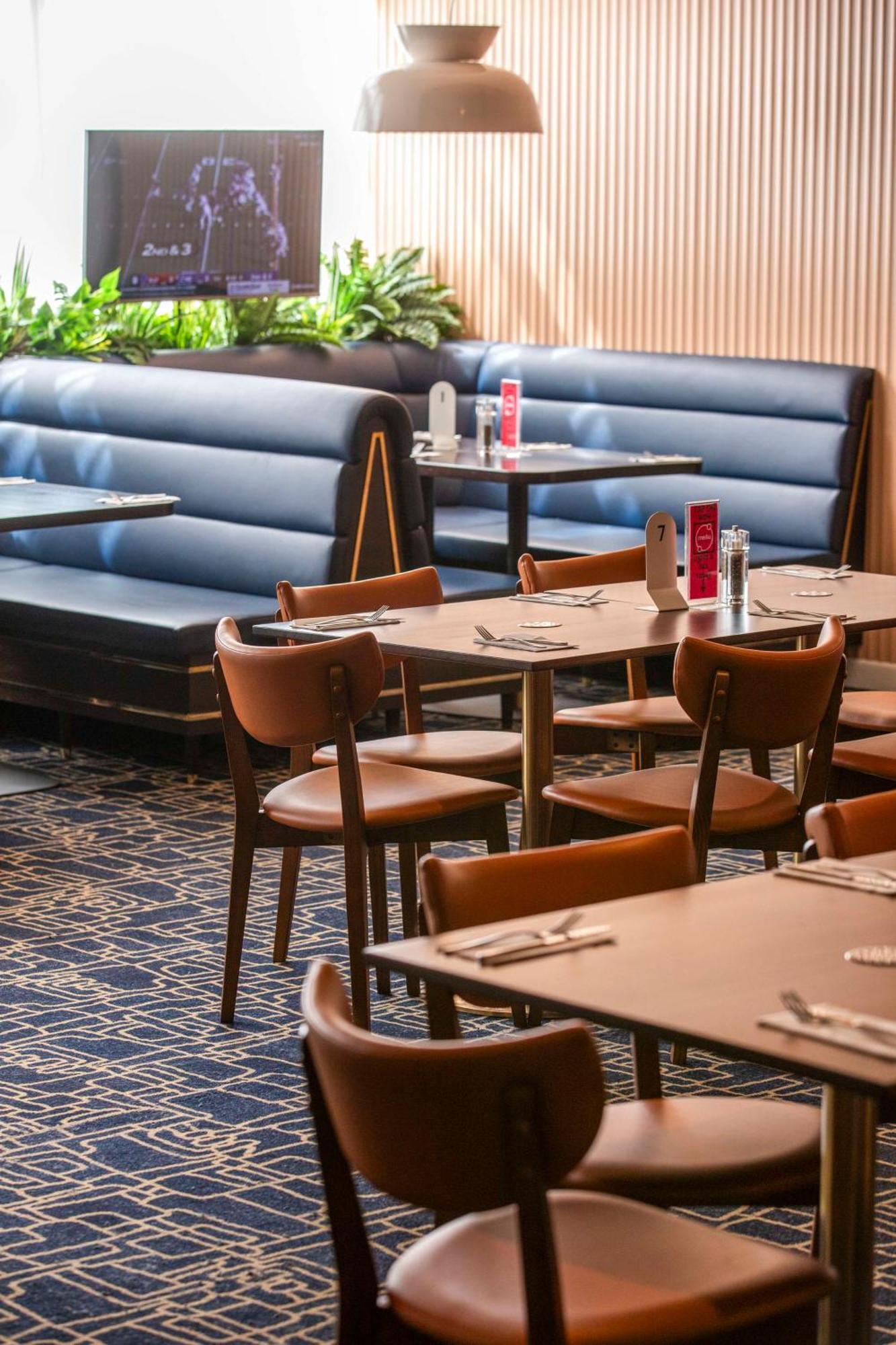 阿德莱德雷克斯酒店 外观 照片