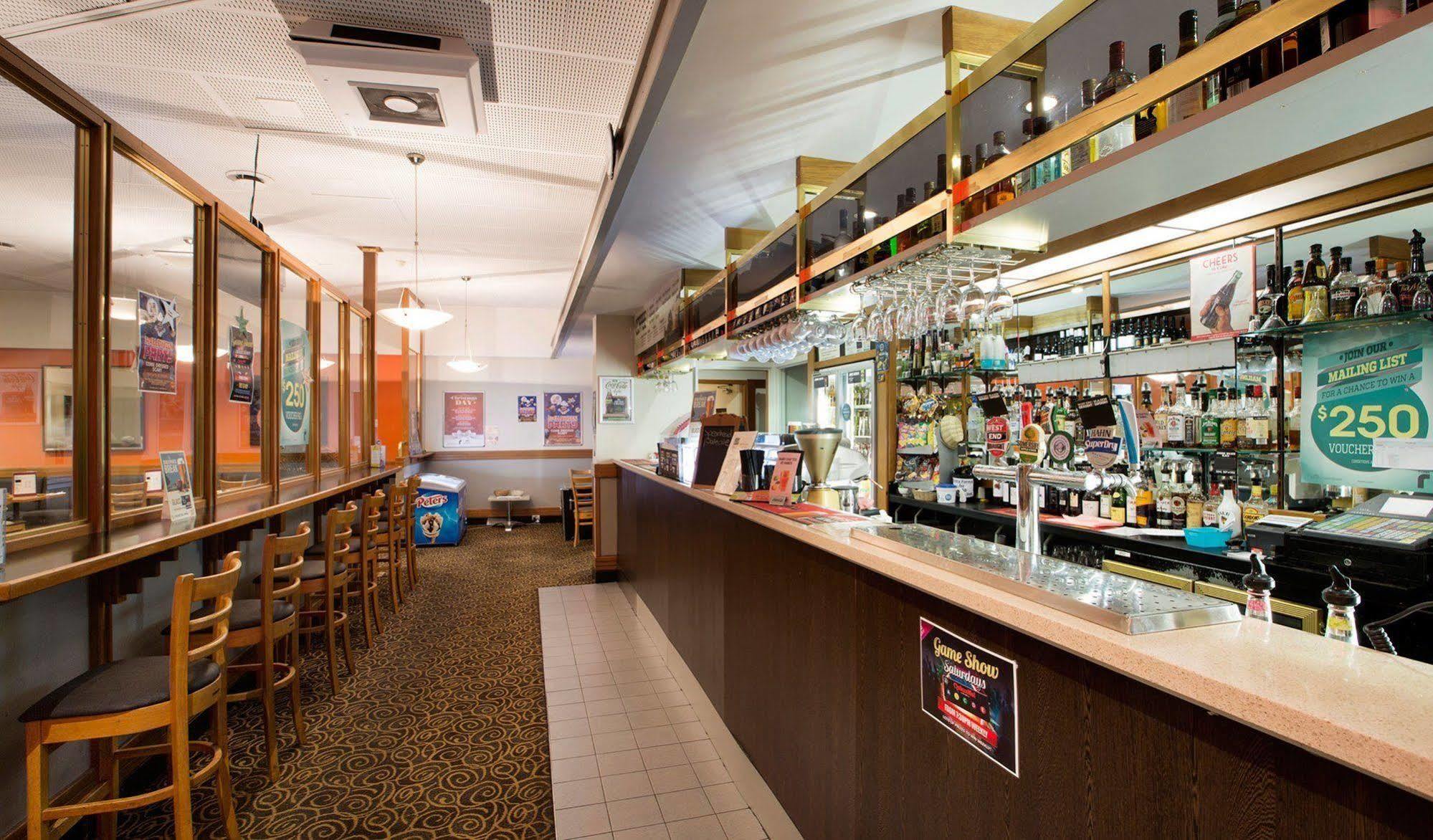 阿德莱德雷克斯酒店 外观 照片